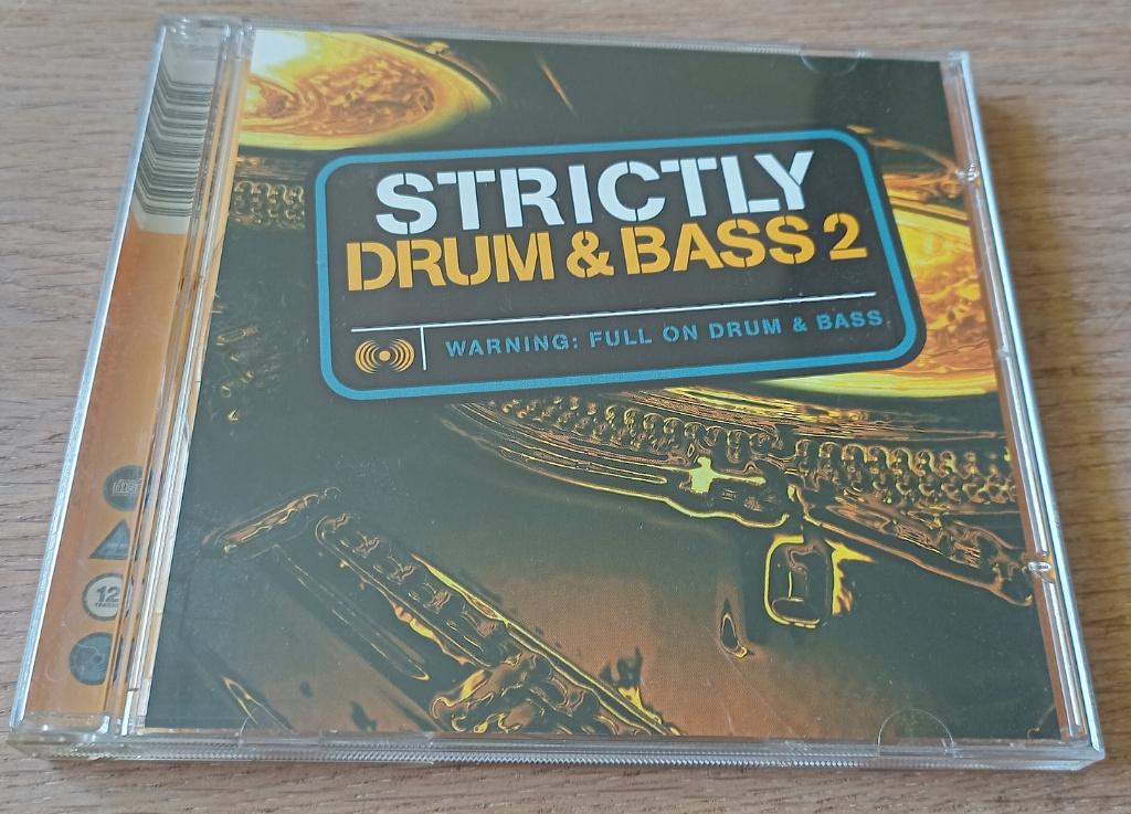 Cd Strictly Drum & Bass 2 - Verzamel, Ophalen of Verzenden, 2000 - 2009, Gebruikt