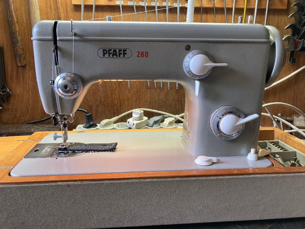 Pfaff 260 semi industrie - voor zware materialen/leer, Ophalen, Duitsland, Pfaff, Industrieel