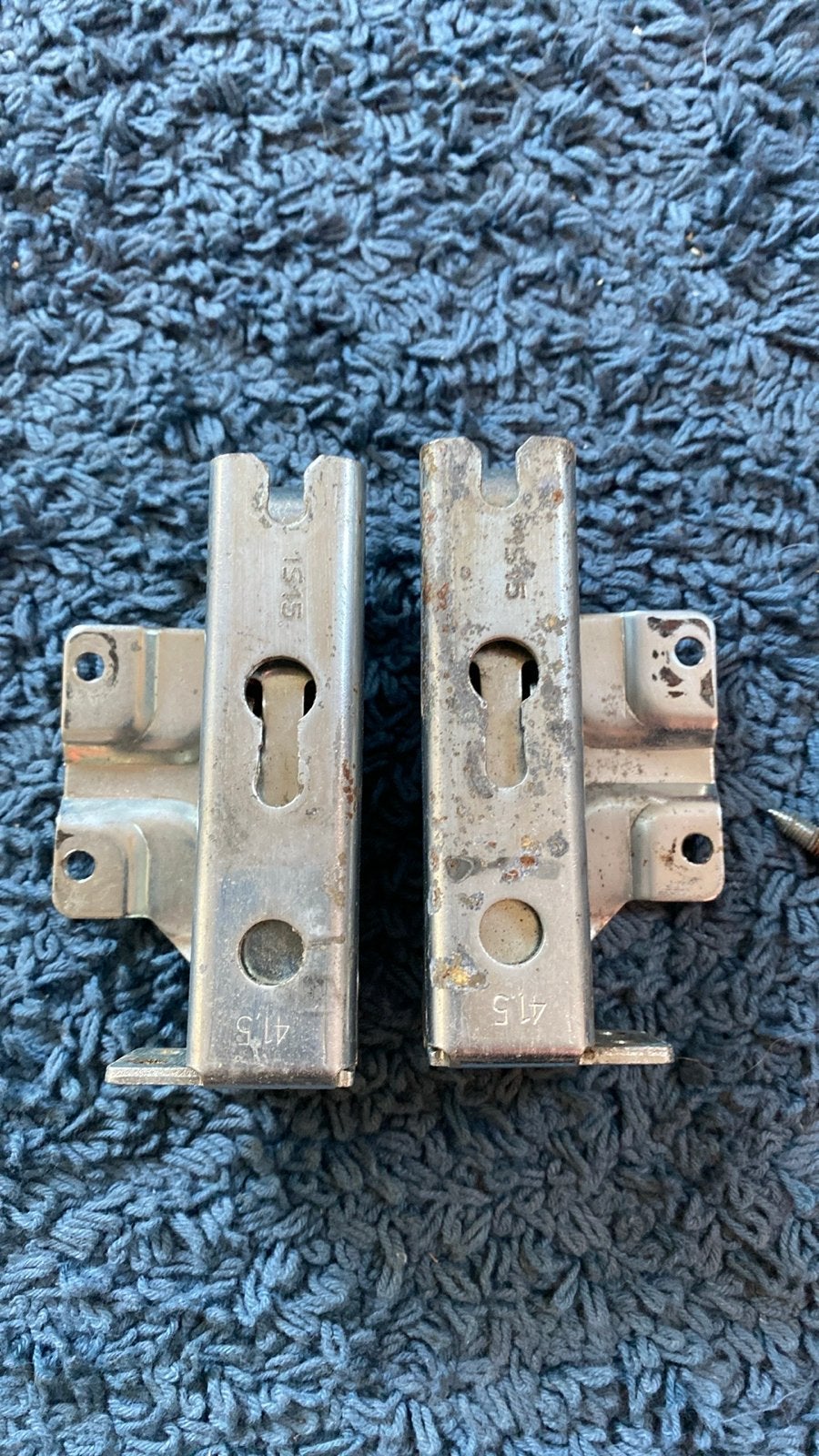 2x Scharnieren voor kastdeuren - Gebruikt, Ophalen of Verzenden, Gebruikt, 50 tot 100 mm, Overige typen