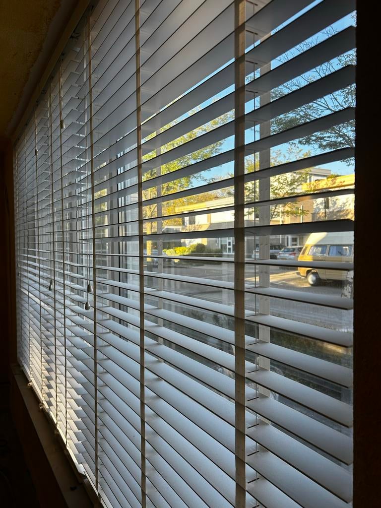 Witte shutters met laderband in diverse maten (6 stuks), Ophalen, 100 tot 150 cm, Wit, Zo goed als nieuw