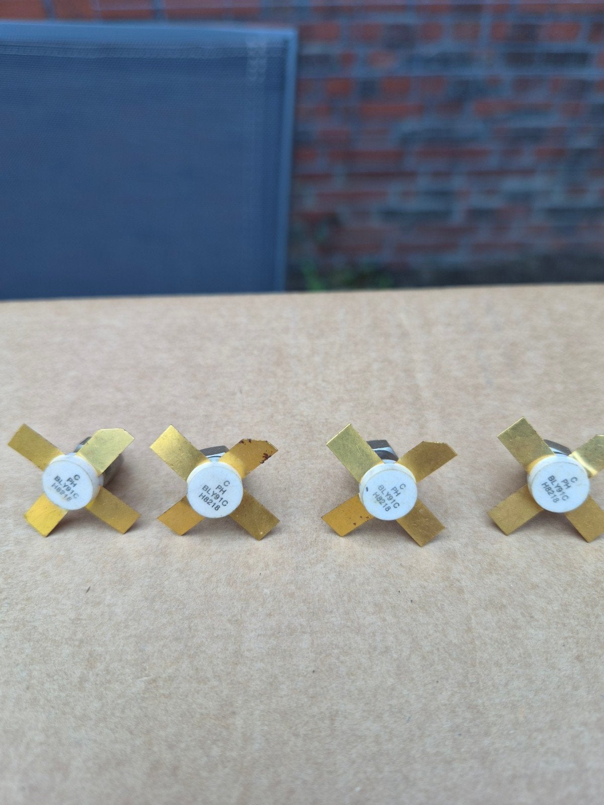 4x BLW91C HF Transistor - Zo goed als nieuw, Hobby en Vrije tijd, Elektronica-componenten, Ophalen of Verzenden