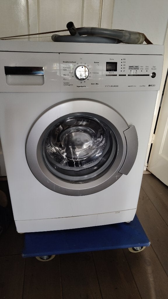 Wasmaschine, Witgoed en Apparatuur, Wasmachines, Ophalen, 1200 tot 1600 toeren, Gebruikt, 8 tot 10 kg