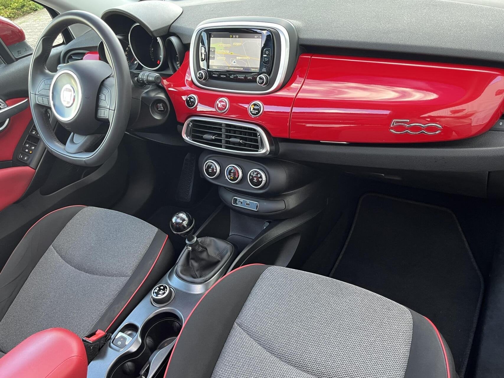 Fiat 500 X 1.6 ROSSO AMORE GLAZEN SCHUIFDAK+NAVI+PDC+CRUISE, Voorwielaandrijving, Stof, Gebruikt, 4 cilinders