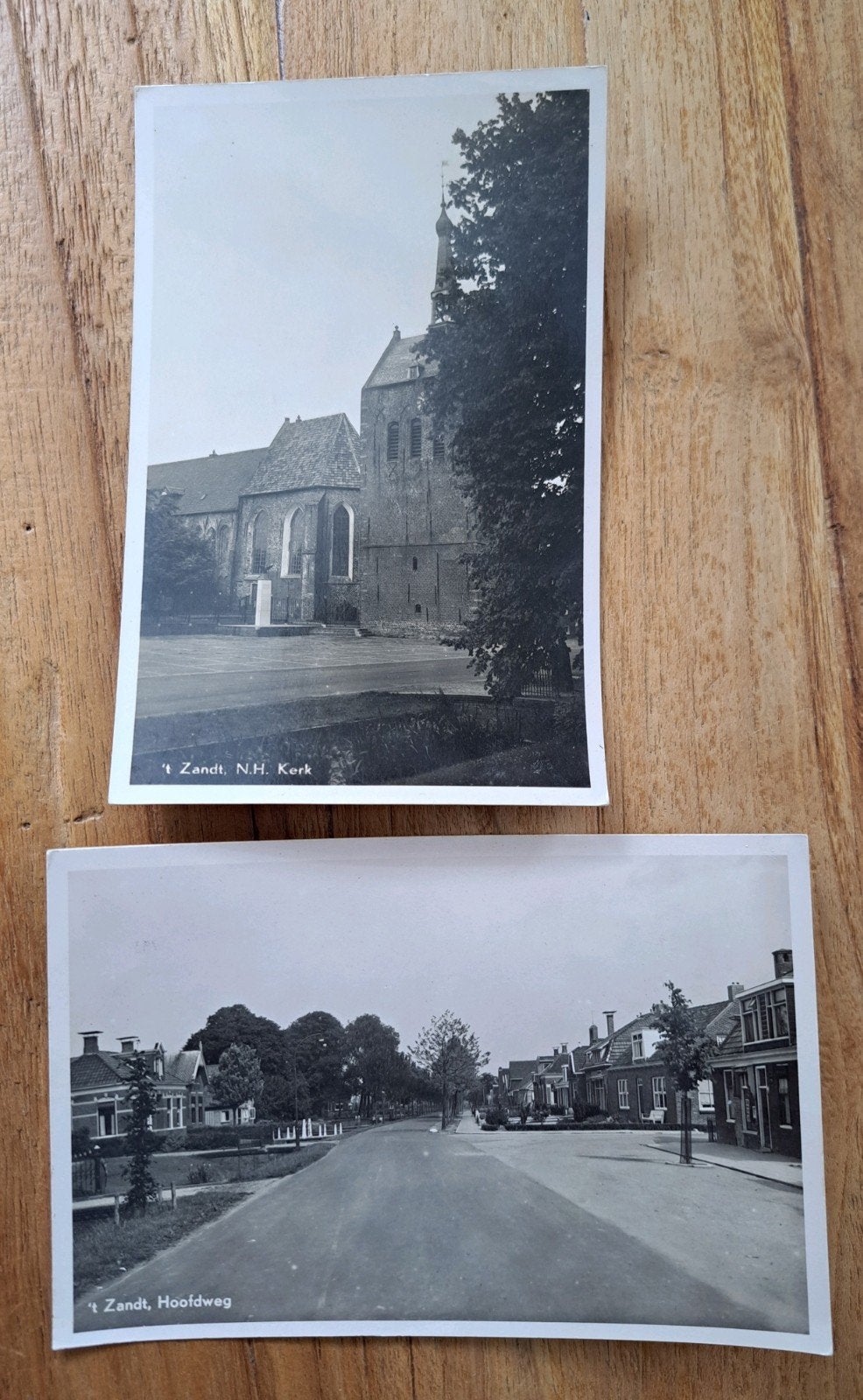 't Zandt Hoofdweg en kerk., Ophalen of Verzenden, 1940 tot 1960, Groningen