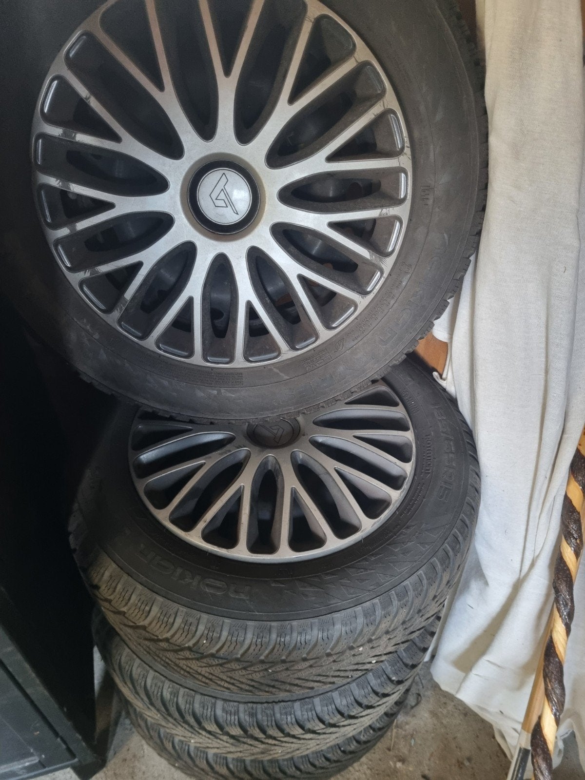 Winterbanden  stalen velgen voor Renault Clio (6mm profiel, Ophalen, Gebruikt, 15 inch, Banden en Velgen