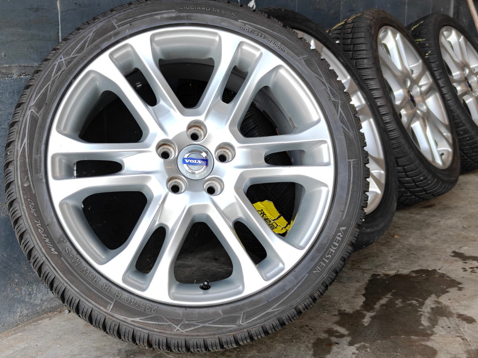 18" Originele Volvo V60 V70 S60 S80 Winterset Vredestein, Gebruikt, Banden en Velgen, 235 mm, Volvo
