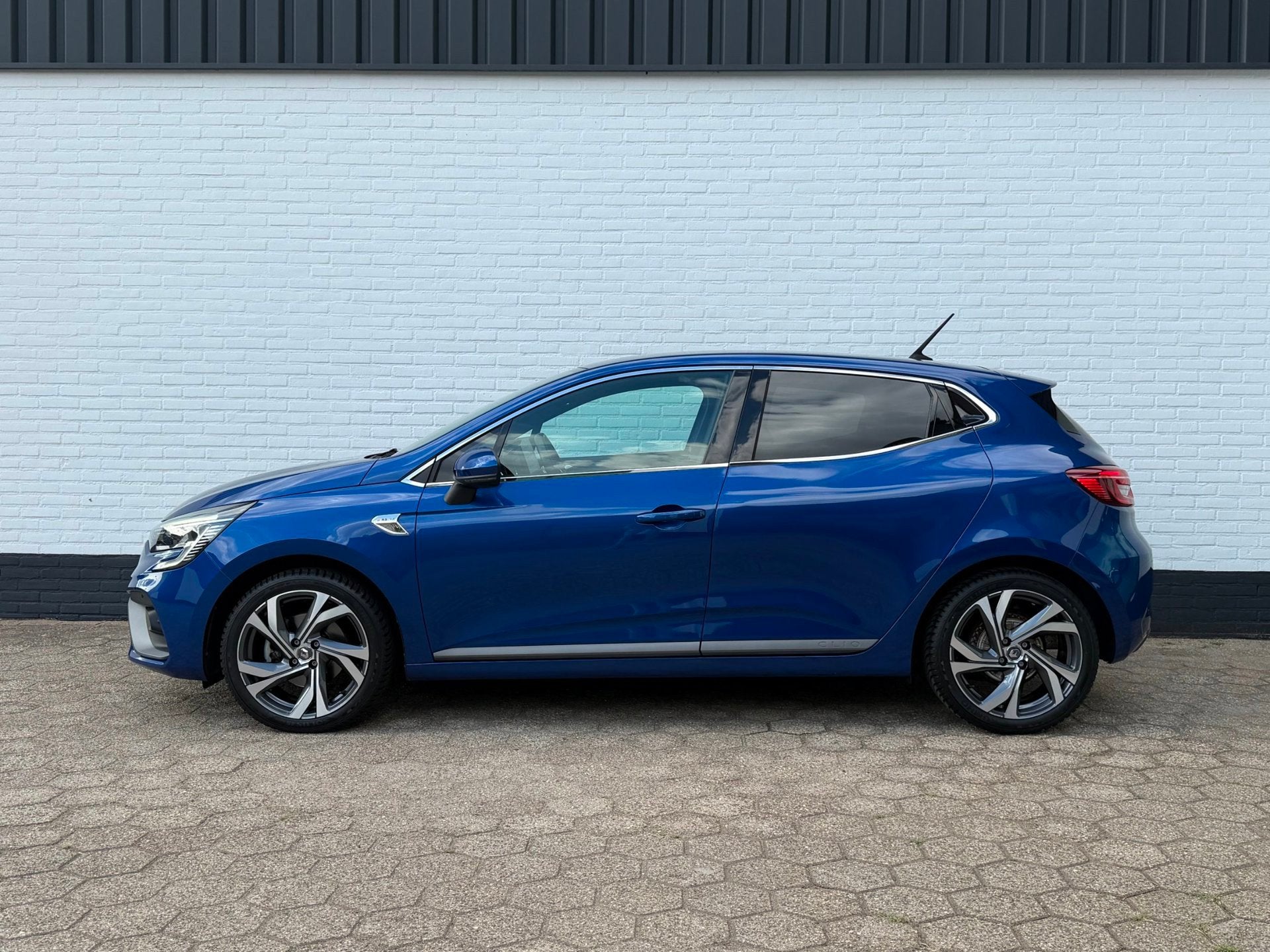Renault Clio 1.3 TCe R.S. Line AUTOMAAT l CRUISE l CAMERA!, 15 km/l, Gebruikt, 4 cilinders, 1133 kg