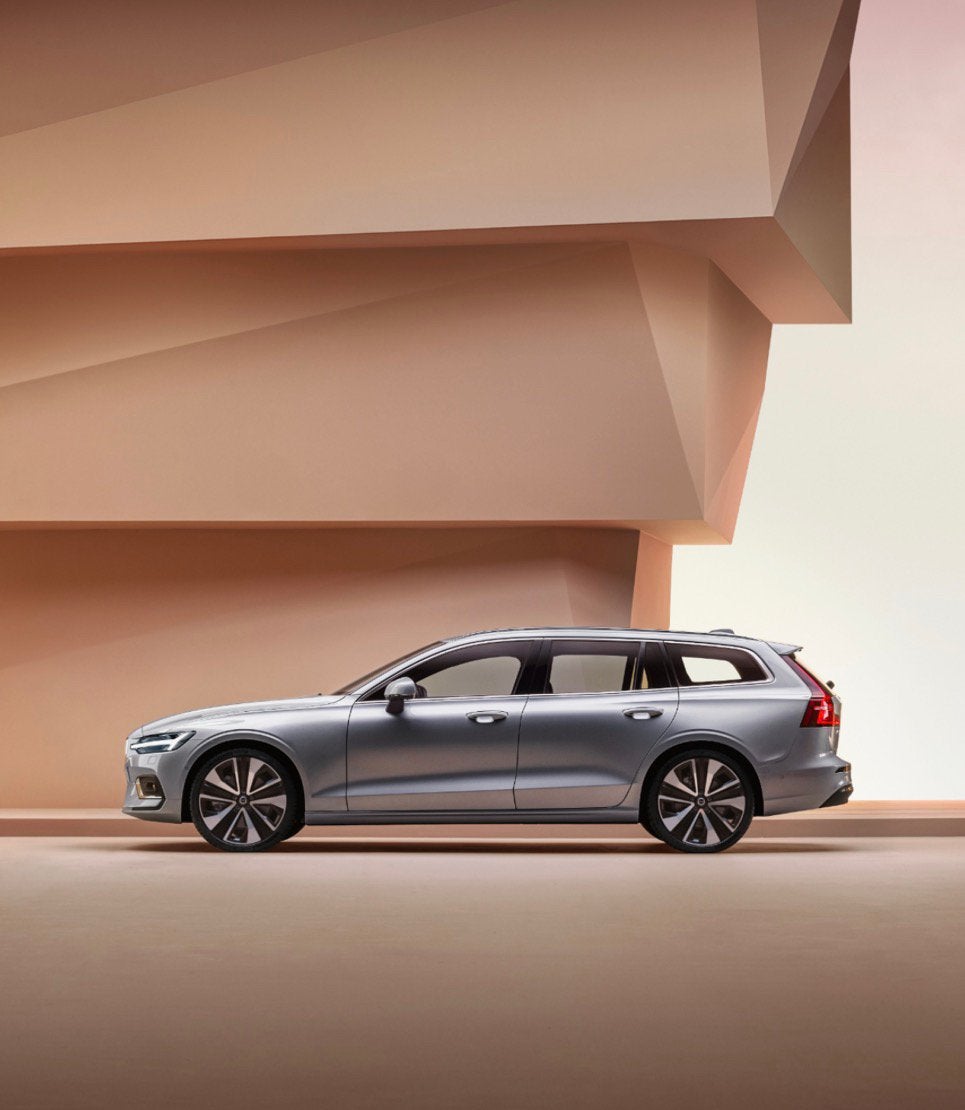 GEZOCHT: VOLVO V60 MY2019 FOLDERS, BROCHURES, PRIJSLIJSTEN, Ophalen of Verzenden, Zo goed als nieuw, Volvo