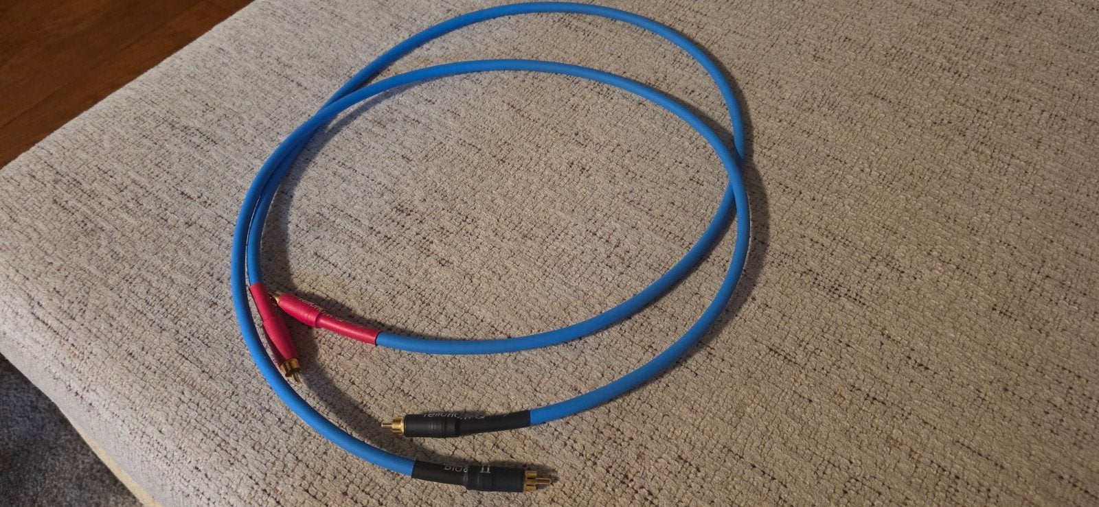 Tellurium Q Blue II RCA 1 meter lang, Ophalen of Verzenden, Zo goed als nieuw, Minder dan 2 meter, Interlink-kabel