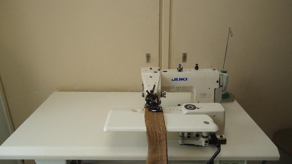 Industrie Juki Blindzoommachine Een Nette, Hobby en Vrije tijd, Naaimachines en Toebehoren, Overige merken, Ophalen of Verzenden