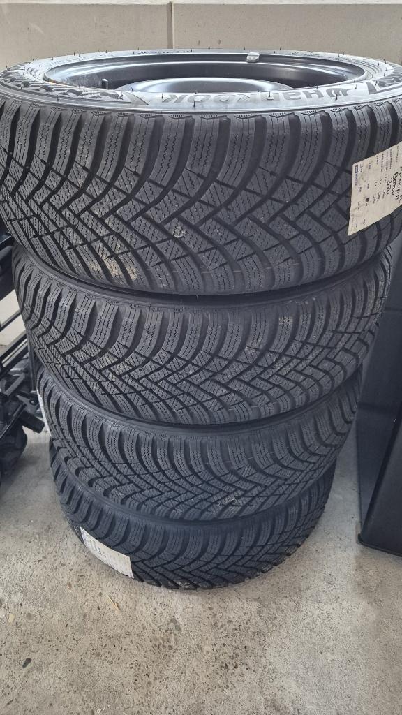 Complete winterset BMW 3 Serie 205/55 R16 Hankook W462, Ophalen, 16 inch, Banden en Velgen, Personenwagen