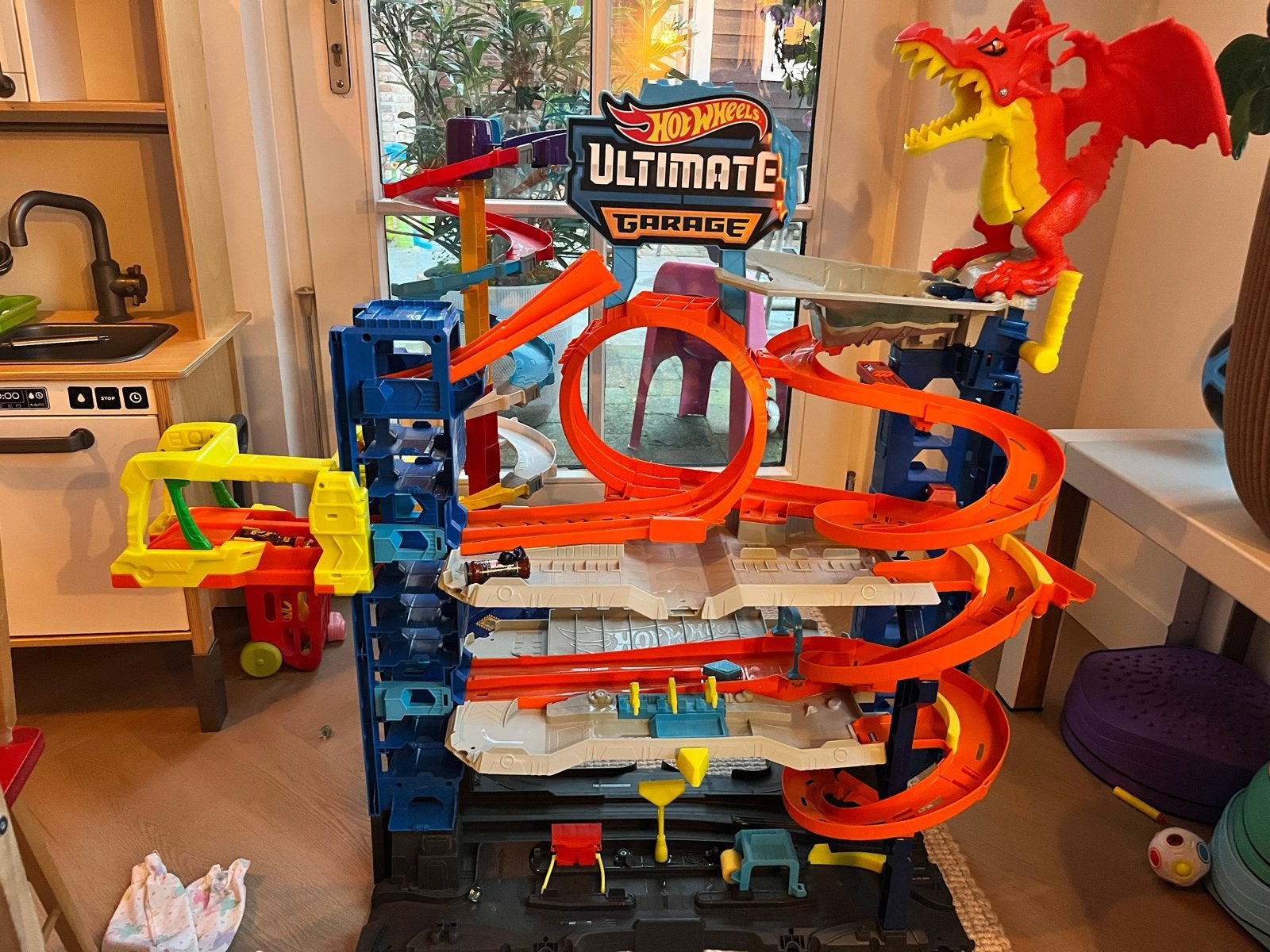 Hot Wheels Ultimate Garage Racebaan met Draak, Kinderen en Baby's, Ophalen, Racebaan, Zo goed als nieuw, Met looping