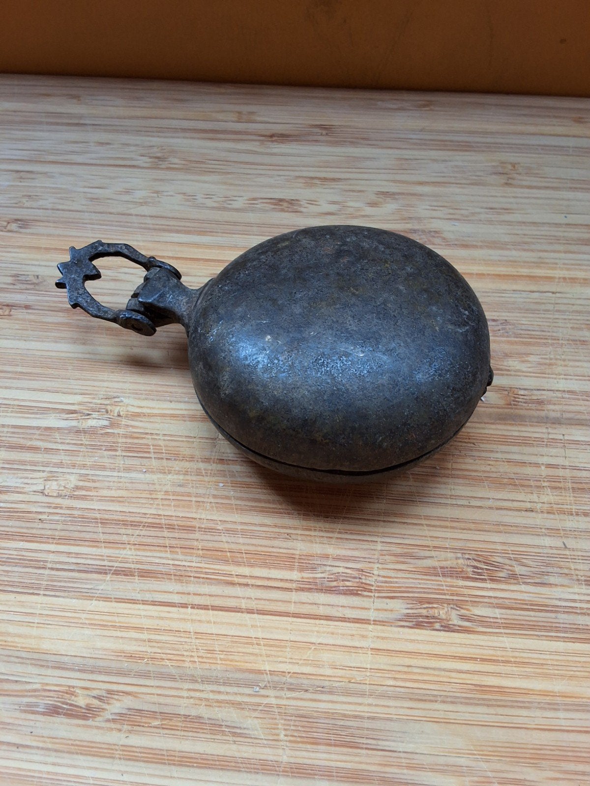 Antiek chuna doos of kalkpasta betelnootdoos india 7cm, Antiek en Kunst, Ophalen of Verzenden