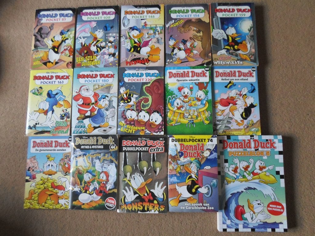 Donald  Duck.     Pockets.    1    koop    22     euro., Meerdere stripboeken, Ophalen of Verzenden, Gelezen