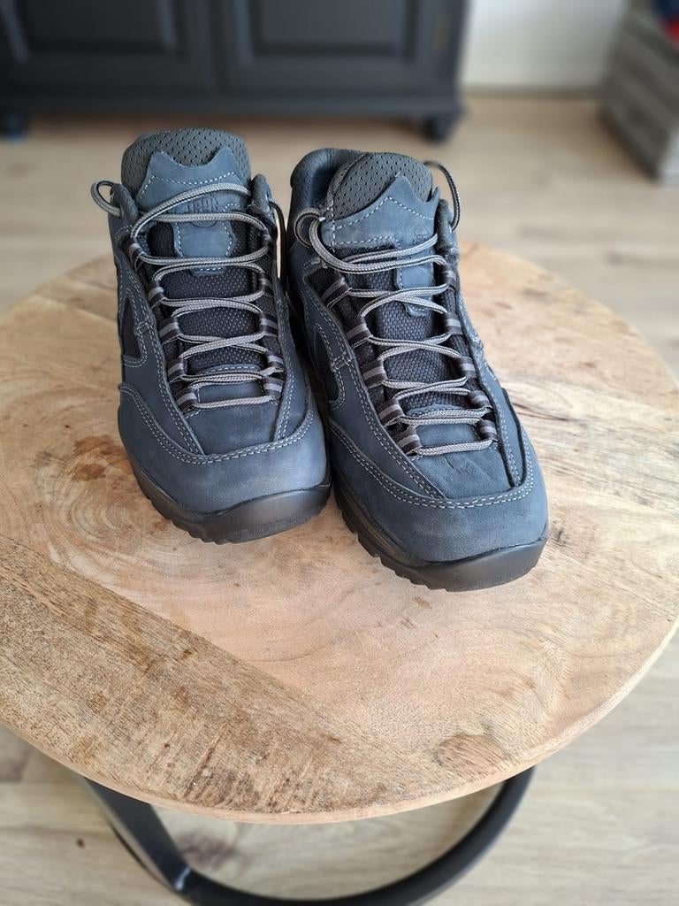 Hanwag schoenen maat 40.5 - Zo goed als nieuw, Sport en Fitness, Ophalen of Verzenden