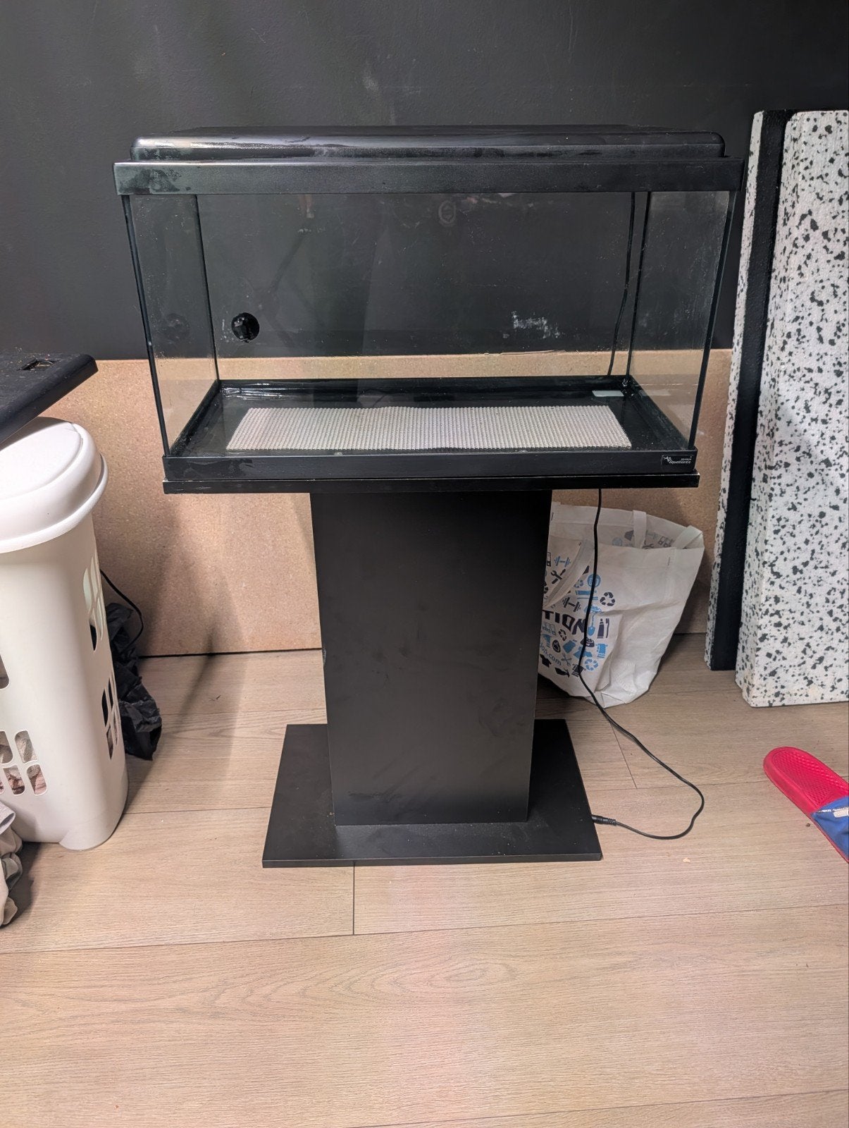 Aquarium Aqualantis 60 cm breed met originele zuil zgan, Ophalen, Zo goed als nieuw, Leeg aquarium
