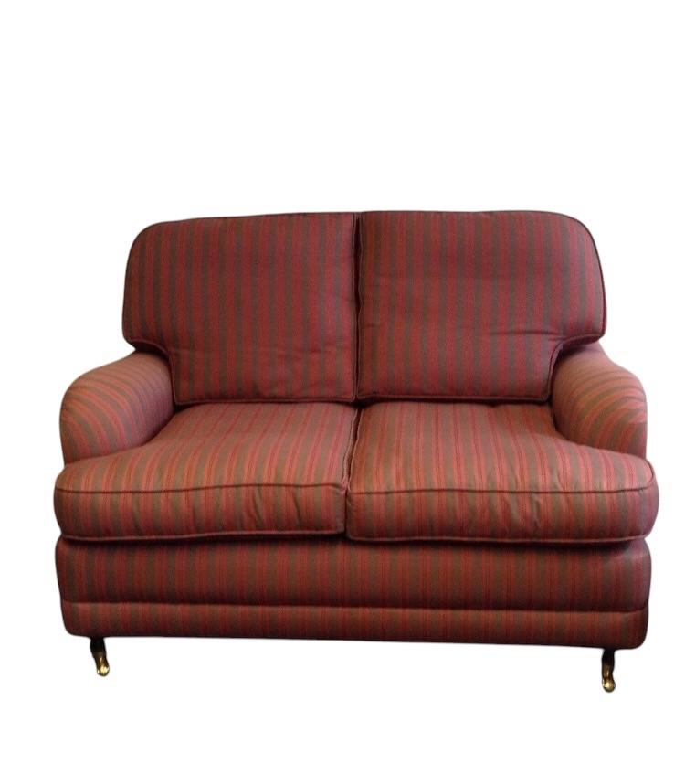 Mooie Engelse bank ca 140 cm breed streeppatroon taupe /rood, Ophalen, Tweepersoons, 75 tot 100 cm, Zo goed als nieuw