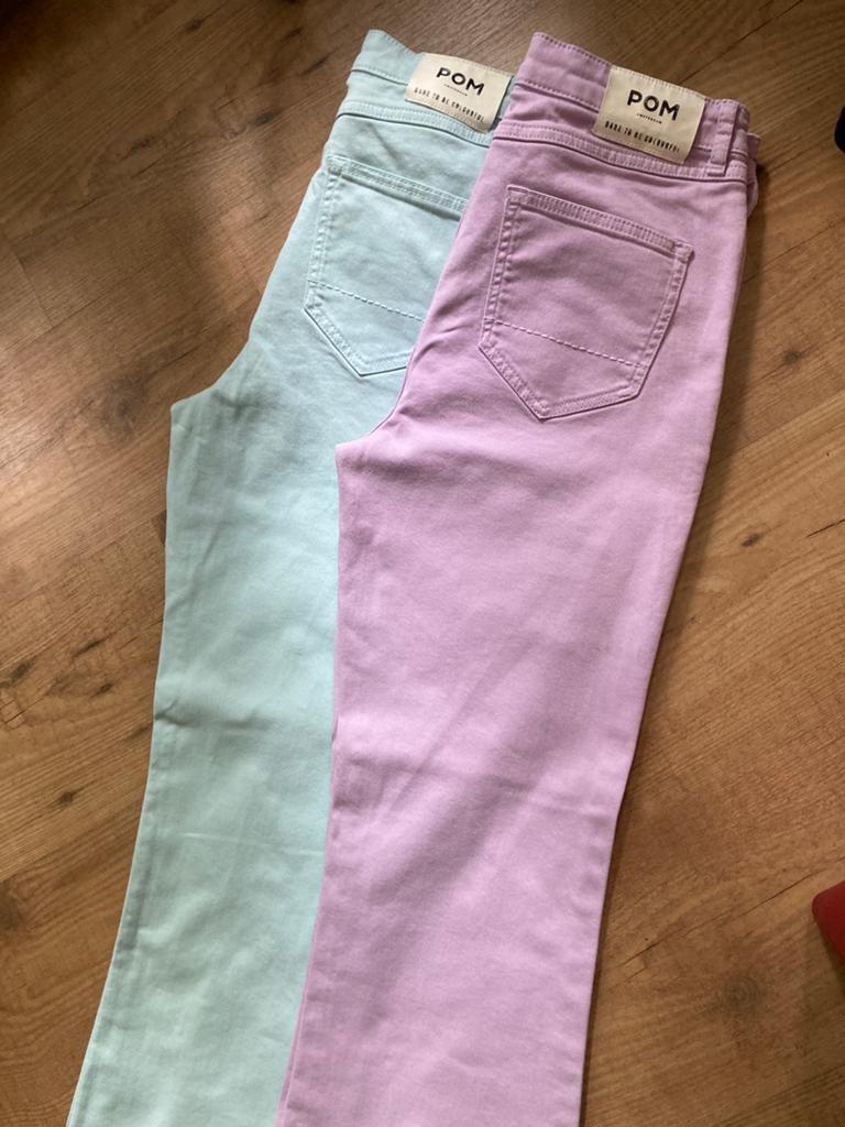POM Amsterdam 2x broek lichtblauw en lila, Maat 38/40 (M), Blauw, Ophalen of Verzenden, Zo goed als nieuw