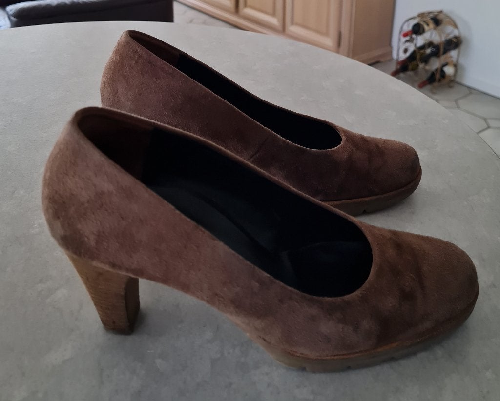 Nog nette Paul Green schoenen - maat 4,5 (valt als maat 39), Pumps, Bruin, Ophalen of Verzenden, Zo goed als nieuw