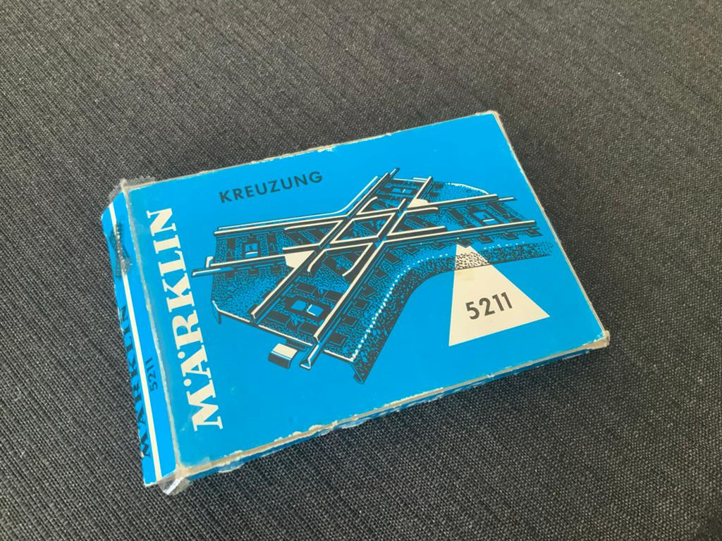 Märklin 5211 Kruising met originele verpakking, Wisselstroom, Gebruikt, Rails, Ophalen of Verzenden