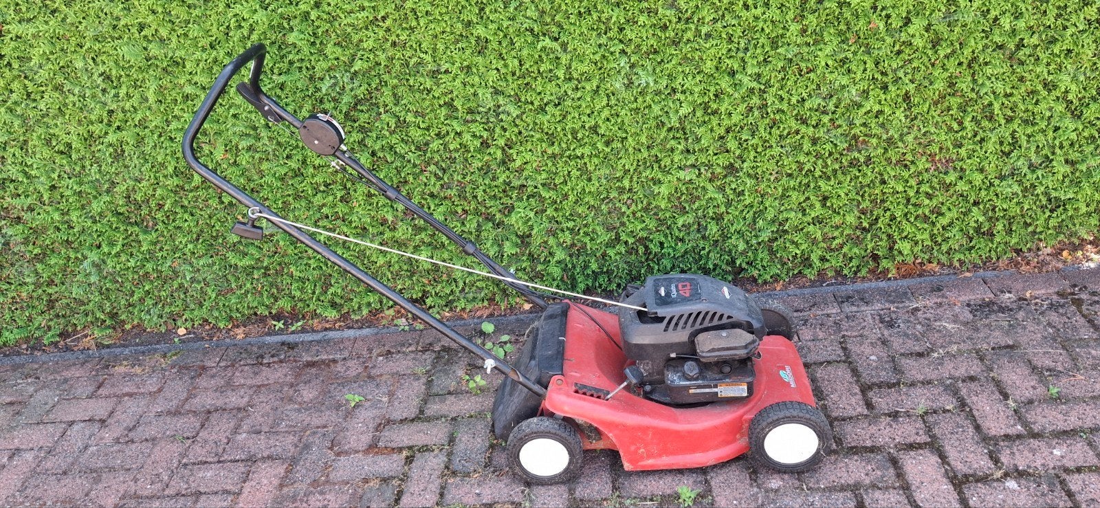 Motormaaier briggs en straton 4.0 quattro, Tuin en Terras, Grasmaaiers, Ophalen, Gebruikt, Benzine-grasmaaier