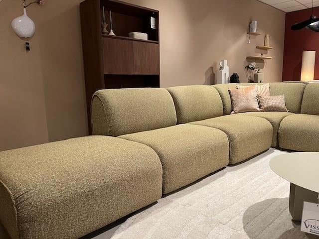 Stijlvolle bank met afgeronde vormen br:454xd:208 cm, Huis en Inrichting, Banken | Sofa's en Chaises Longues, Ophalen, Sevn, Sommelsdijkse haven 19