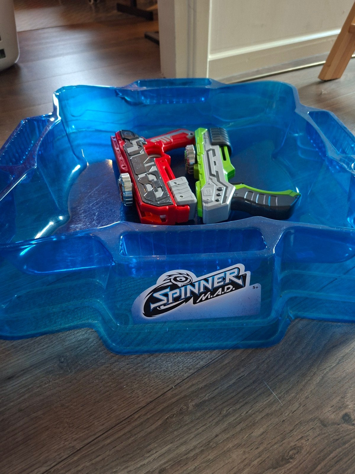 Spinner M.A.D. arena met 2 blasters en spinners, Kinderen en Baby's, Speelgoed | Overig, Ophalen of Verzenden, Gebruikt, Jongen of Meisje