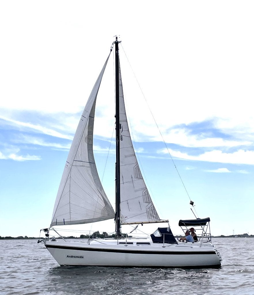 ☀️ Contest 28 | Solé Diesel | Kuiptent | 5 Slppl | Vaarklaar, 9 m, Binnenboordmotor, Diesel, Zo goed als nieuw