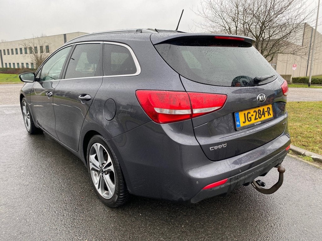Kia Cee'd Sportswagon 2016 * 1.6 CRDi Business GT-Line * AUT, Auto's, Kia, 136 pk, Gebruikt, Euro 6, 4 cilinders