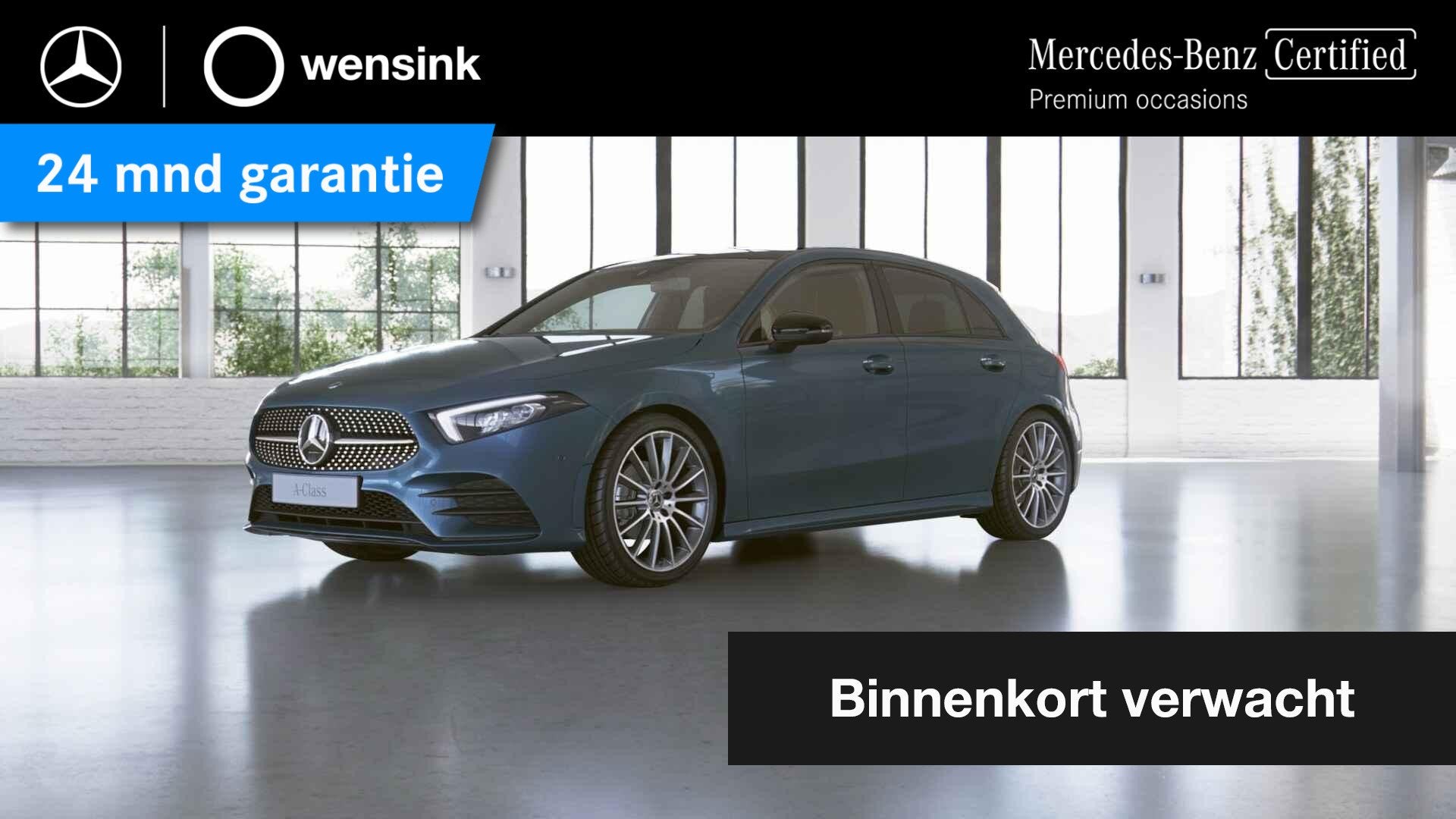 Mercedes-Benz A-klasse 180 AMG Line | Panoramadak | Night |