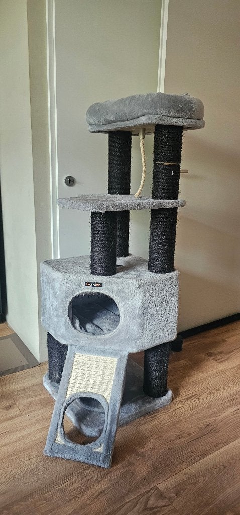 Krabpaal FEANDREA voor grote/zware katten (141 cm hoog), Ophalen, Gebruikt, Krabpaal