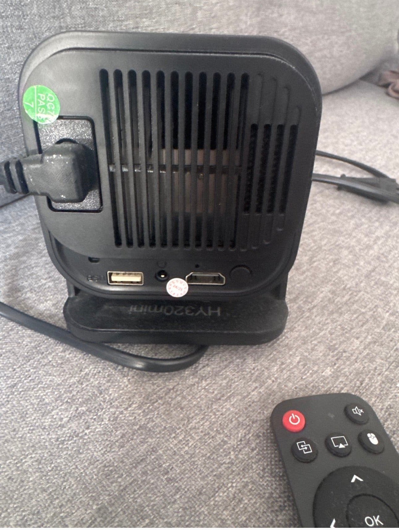Projector voor film avonde/presentatie/fotos/videosbekijken, Ophalen of Verzenden, Zo goed als nieuw