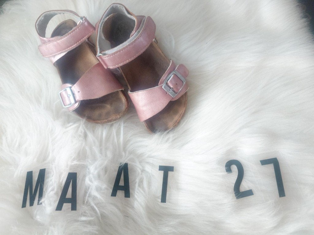 Sandalen parelmoer roze maat 27, Gebruikt, Meisje, Schoenen, Ophalen of Verzenden