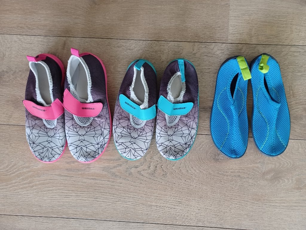 3 paar waterschoenen 32, 34 en 36, Lc Waikiki, Jongen of Meisje, Overige typen, Ophalen of Verzenden