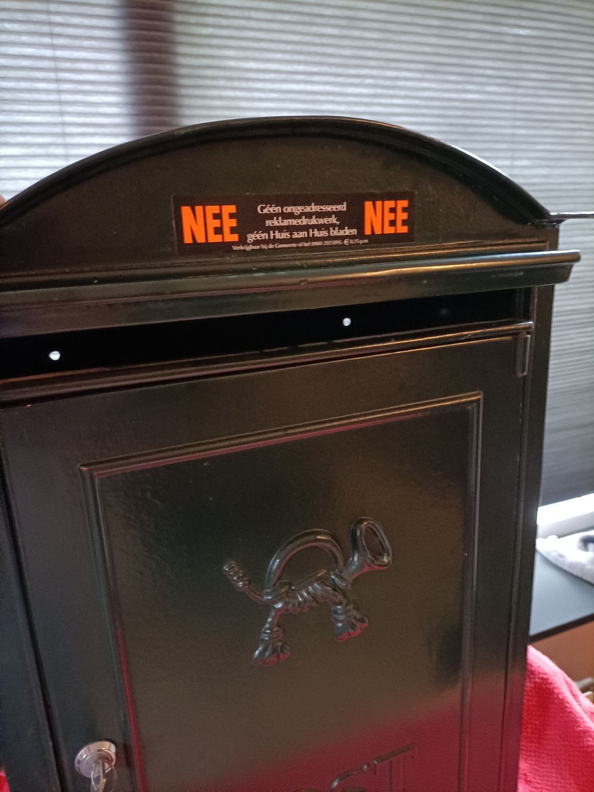 Muur brievenbus XL met extra grote inhoud, Ophalen