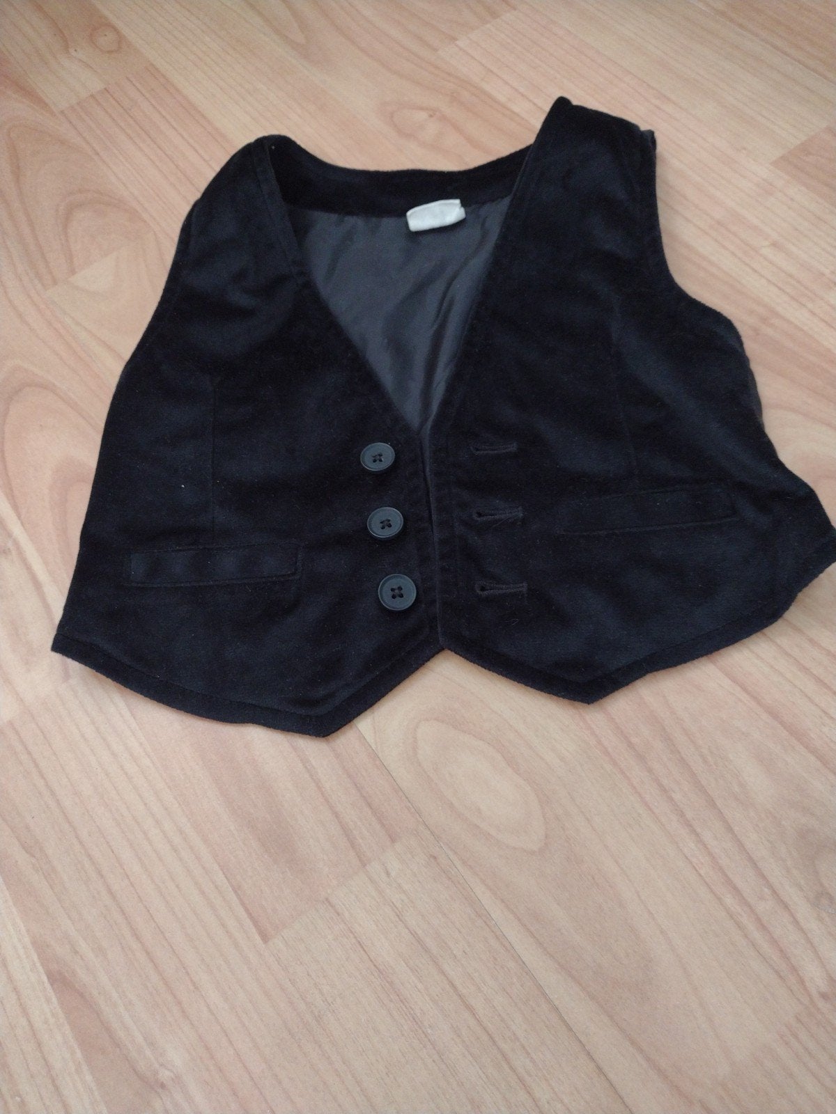 Zwart fluwelen giletje maat 86, Kinderen en Baby's, Babykleding | Maat 86, Ophalen, Gebruikt, Onbekend, Truitje of Vestje