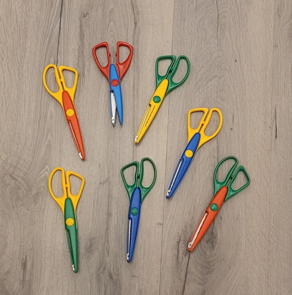Scharen met verschillende patronen figuren kartels knutselen, Ophalen of Verzenden, Zo goed als nieuw, Knutselen