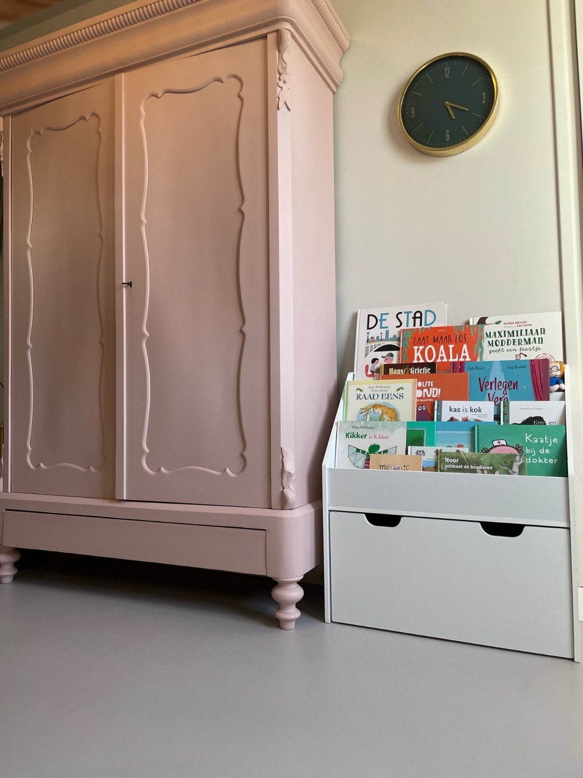 Boekenkast kind vakkenkast met opberglade speelgoed boeken, Huis en Inrichting, Kasten | Boekenkasten, Ophalen, Zo goed als nieuw