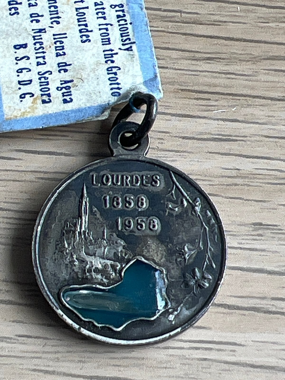 Lourdes Medaille 1858-1958 met Heilig Water, Ophalen of Verzenden, Gebruikt