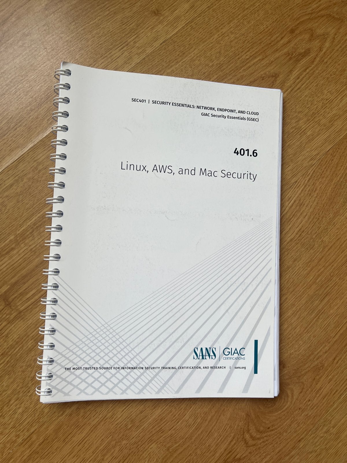 SANS SEC401.6 Linux, AWS, en Mac Security Boek, Ophalen of Verzenden, Beta, Zo goed als nieuw, HBO
