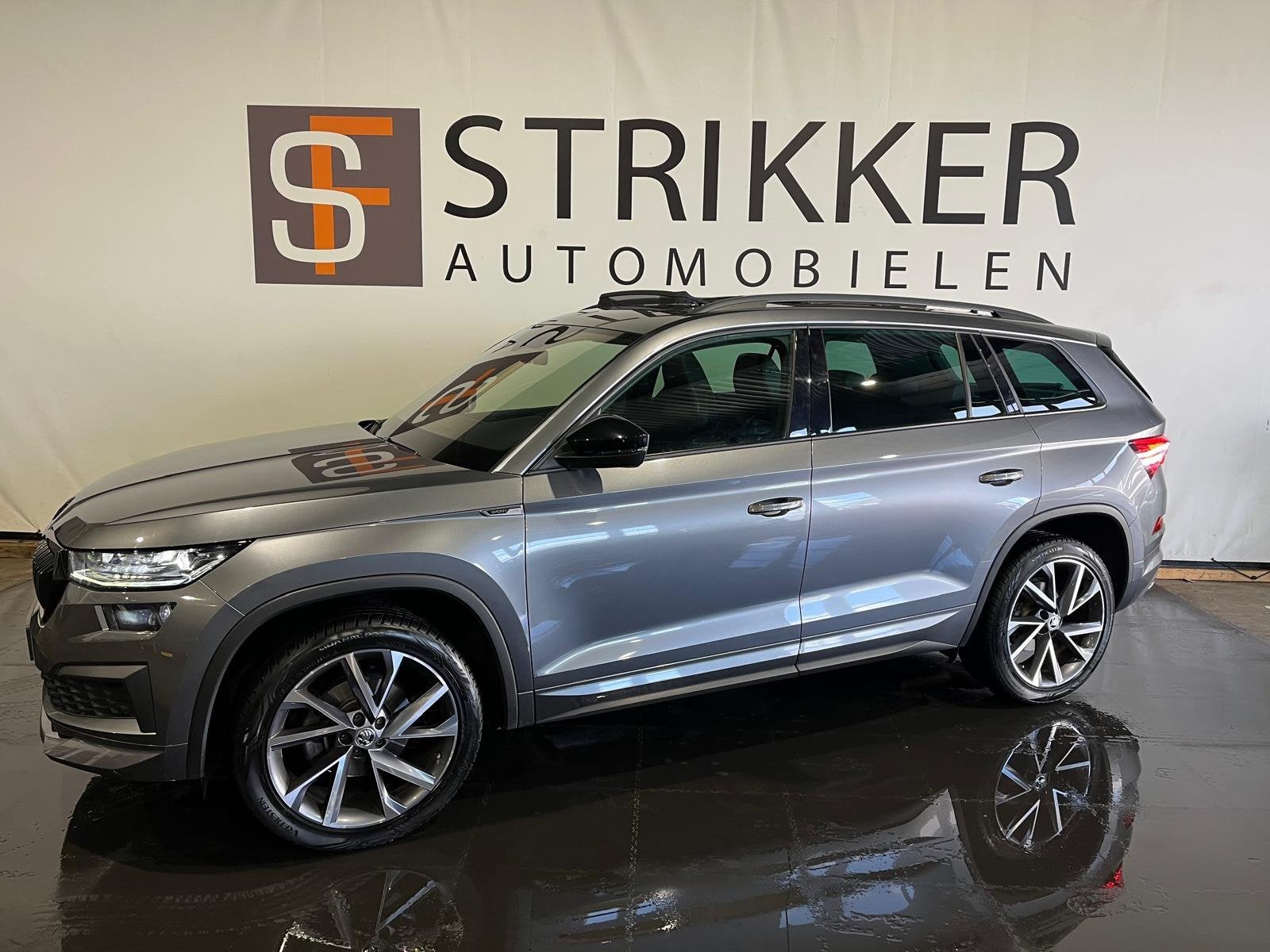 Skoda Kodiaq 1.5 TSI Sportline Business, Auto's, 4 cilinders, 150 pk, Origineel Nederlands, Bedrijf