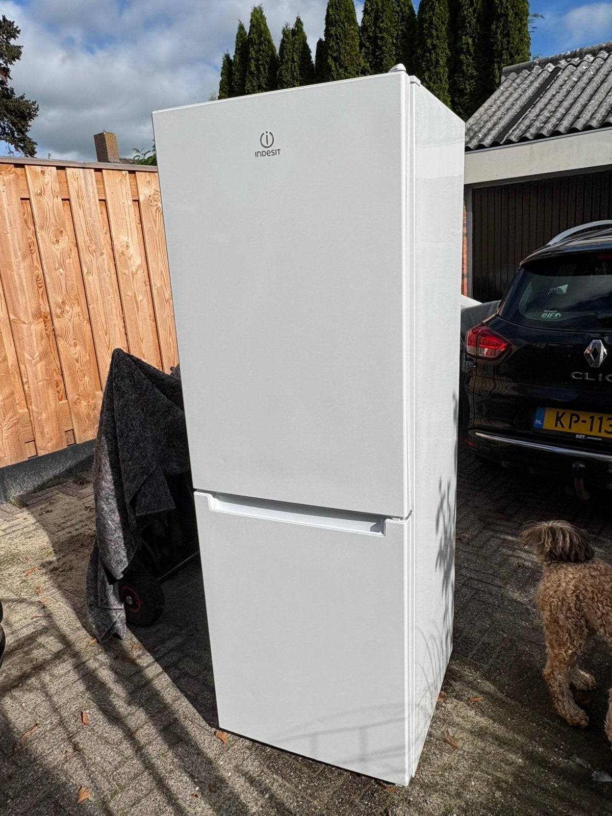 Nette koel- vriescombintaie Indesit, Ophalen, 200 liter of meer, Met aparte vriezer, 160 cm of meer