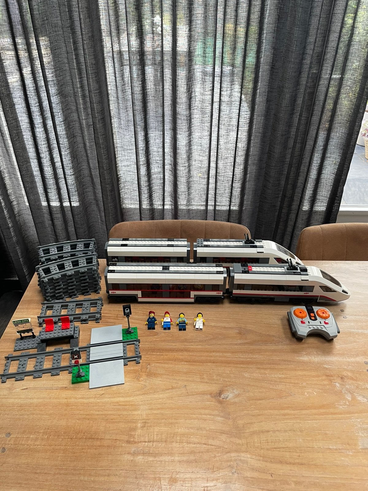 Lego Trein 60051, Compleet! Met wen extra Wagon!, Ophalen of Verzenden, Zo goed als nieuw