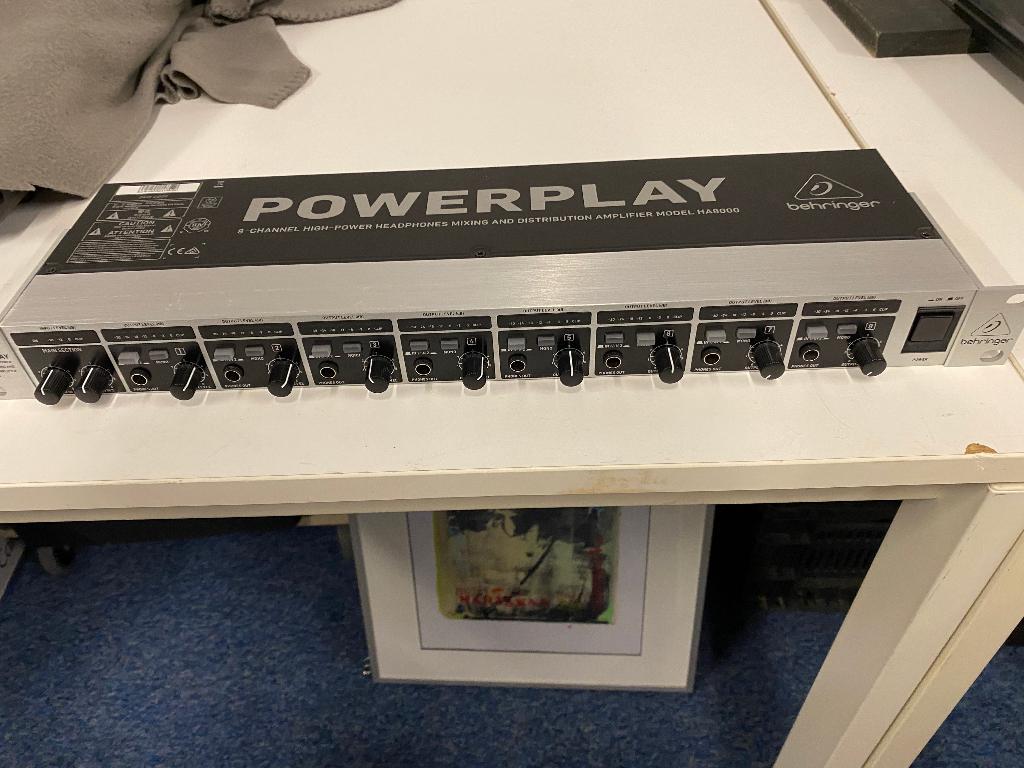 Behringer powerplay 8000 koptelefoon mixer/versterker, Ophalen of Verzenden, Zo goed als nieuw, 10 tot 20 kanalen, Microfooningang