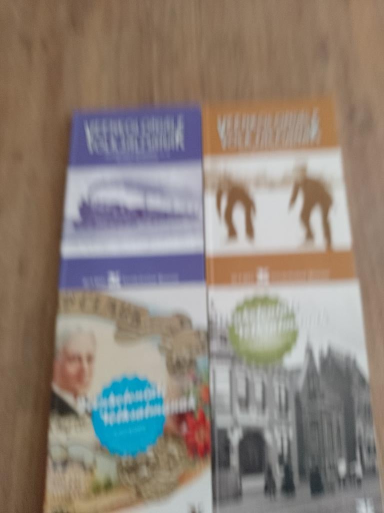 4 keer VEENKOLONIALE VOLKSALMANAK, Alle leeftijden, Ophalen of Verzenden, Zo goed als nieuw, Overige typen