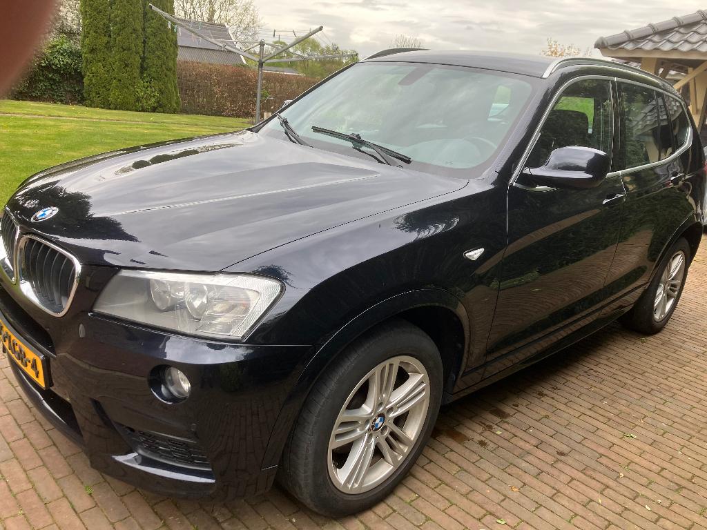 NL BMW X3 20I Xdrive Aut8 2012 Zwart M pakket, Zwart, 4 cilinders, 2000 kg, Zwart
