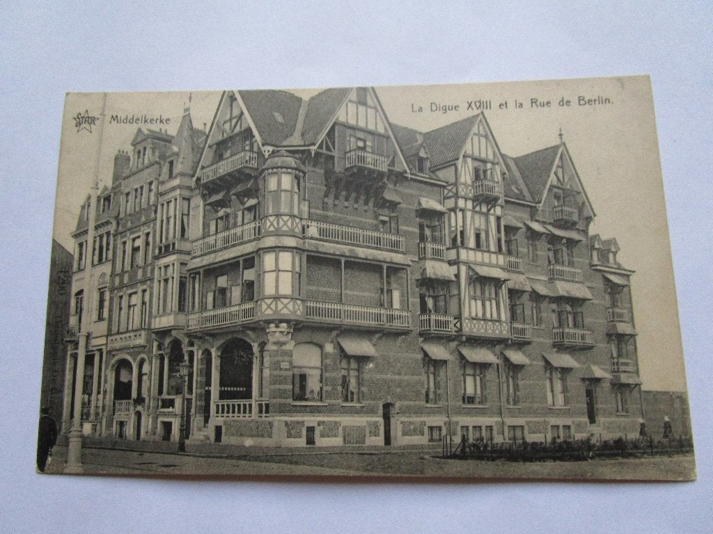 Ansichtkaart Middelkerke -La Digue XVlll et la rue de Berlin, Verzenden, Voor 1920, Gelopen, België en Luxemburg