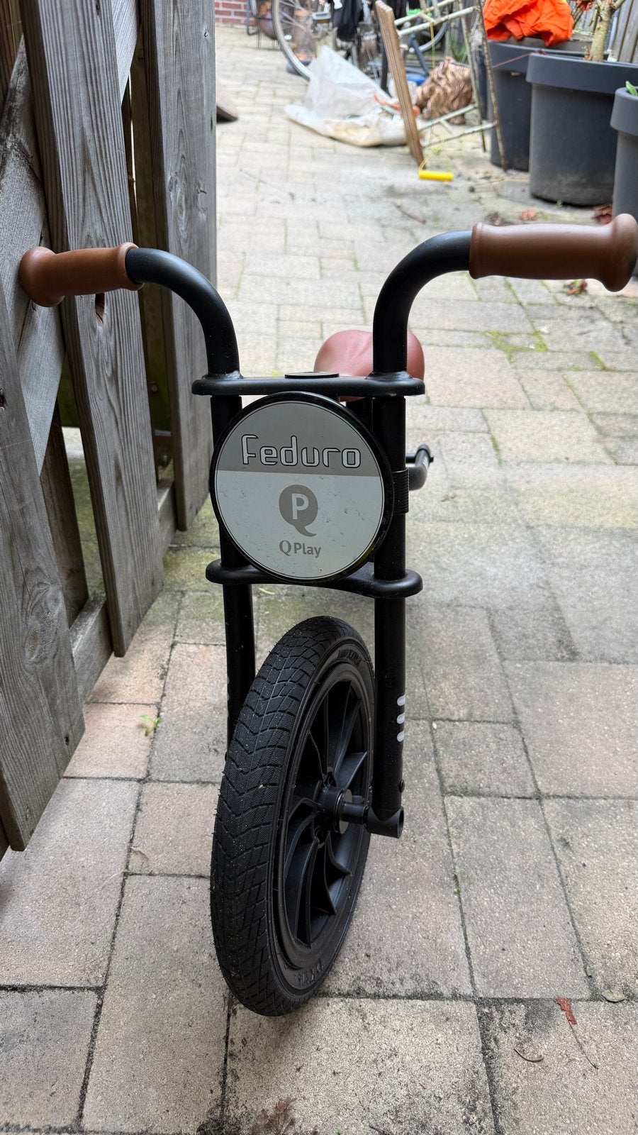 Stoere Feduro Q Play loopfiets - Zwart met bruin zadel, Ophalen of Verzenden, Gebruikt, Loopfiets