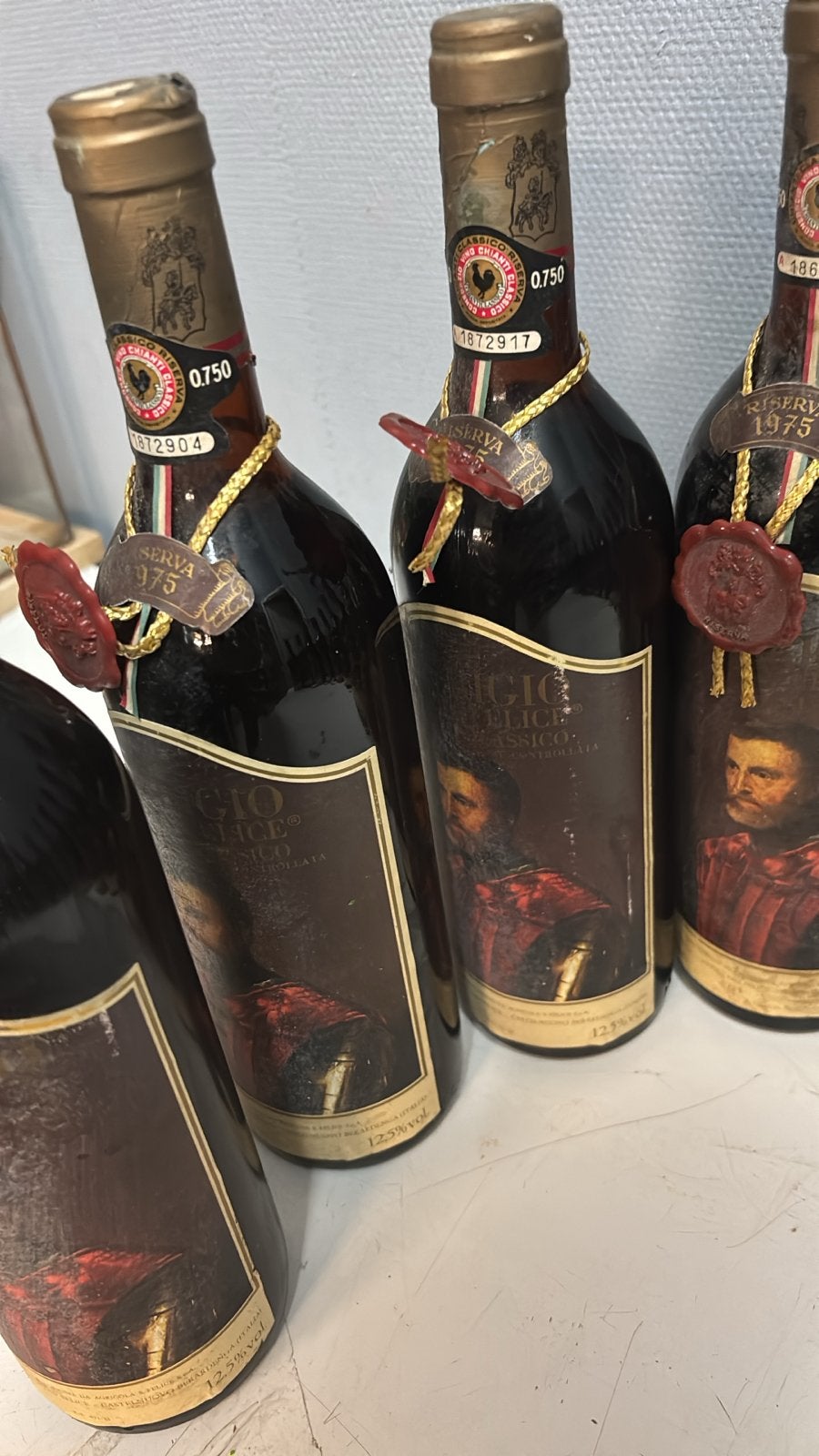 12 flessen Chianti Classico Riserva 1975 - Vintage Rode Wijn, Ophalen, Gebruikt, Italië, Rode wijn