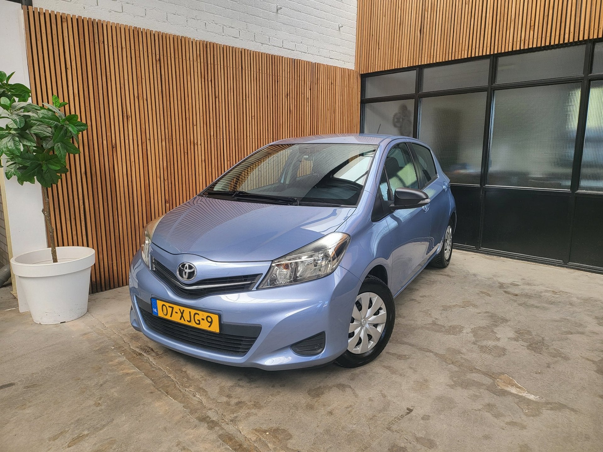 Toyota Yaris 1.0 VVT-i Cruise Control/Airco/Camera, Euro 5, 750 kg, Blauw, Origineel Nederlands